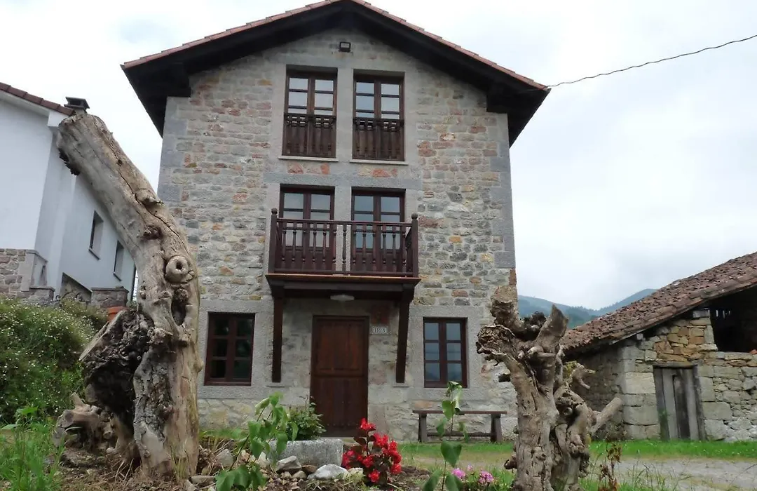 Respira naturaleza y tranquilidad a 5' de Cangas-1